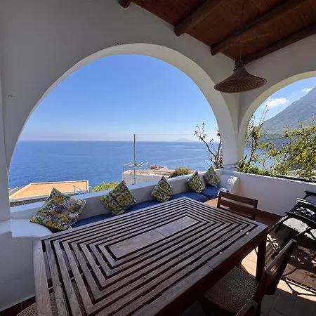 Casa Marina, Con Vista Mozzafiato Sulle Isole Eolie